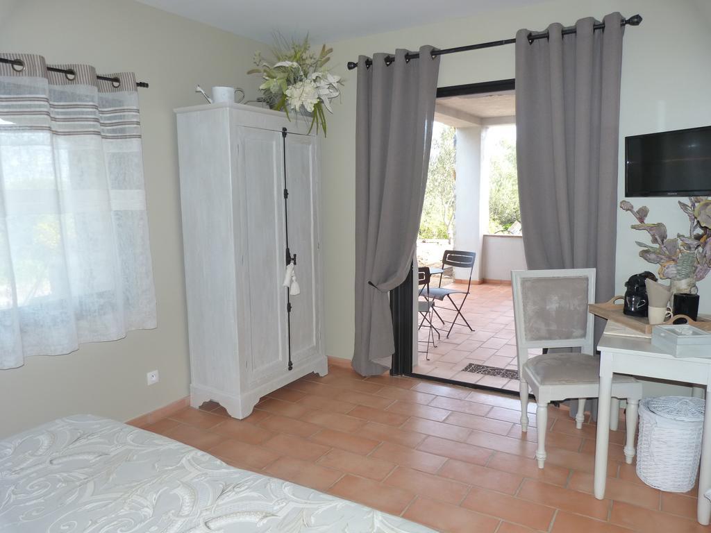 La Bastide Des Senteurs Peymeinade Ruang foto